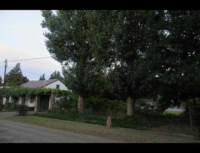 4 BEDROOM HOUSE FOR SALE IN NIEU BETHESDA